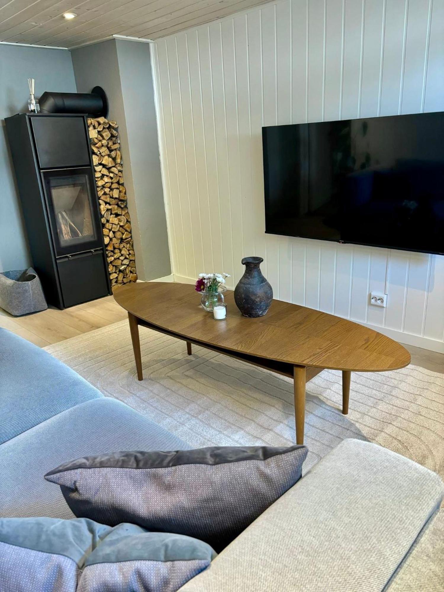 Down Town Apartment With Outside Area In Villa Kristiansand Zewnętrze zdjęcie
